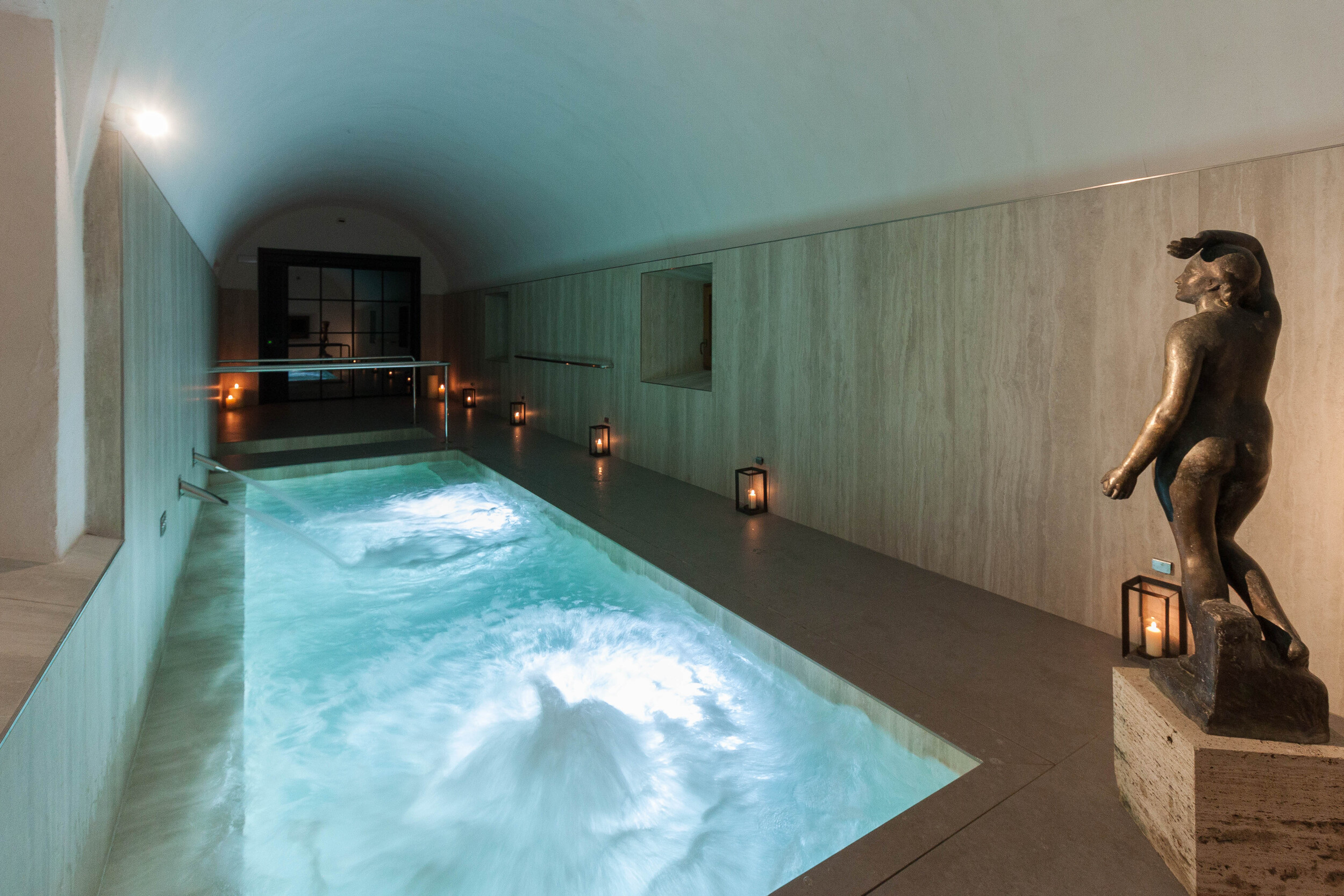 Piscina interior